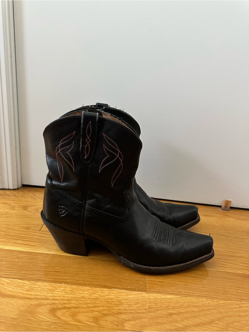 Ariat Black Leather Boots with Brown Interior Lining